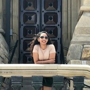 Meet your Posher, Donna